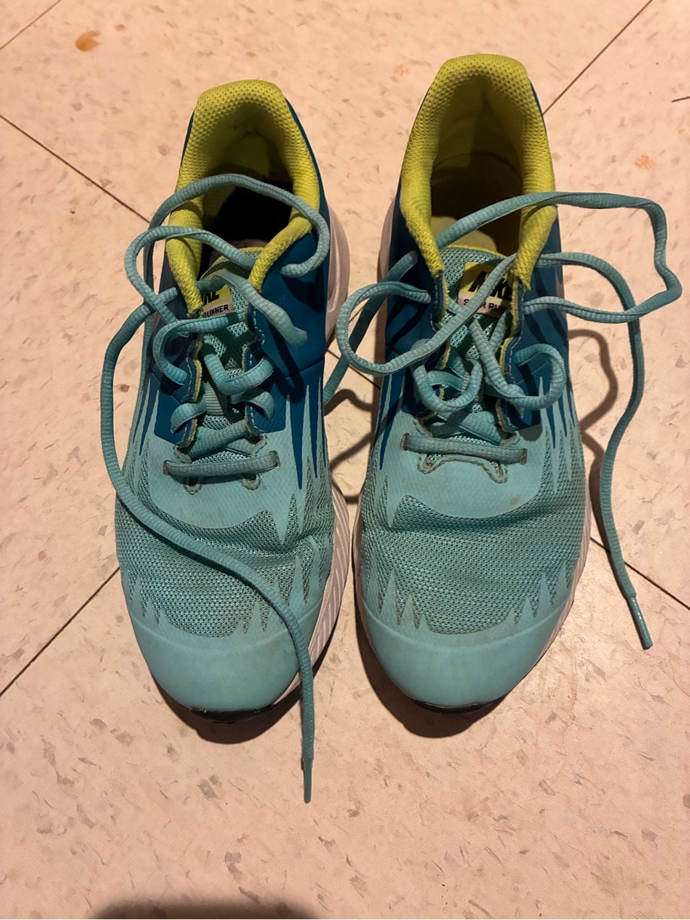 Nike Star Runner Youth Women Running Shoes Sneaker Size 4.5Y